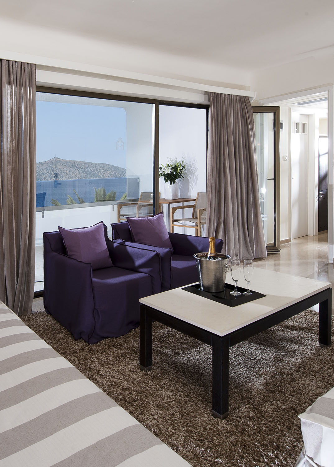 Minos Palace - Ein-Schlafzimmer-Suite im Obergeschoß mit Meerblick
