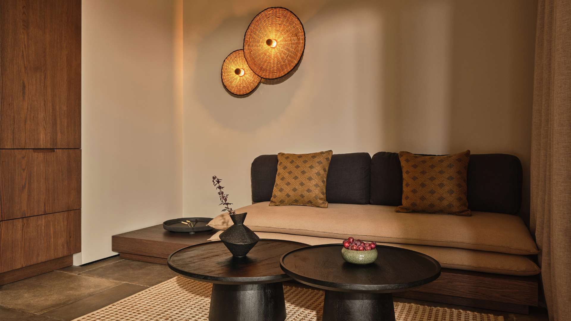 Zen Beachfront Bungalow_Living Area