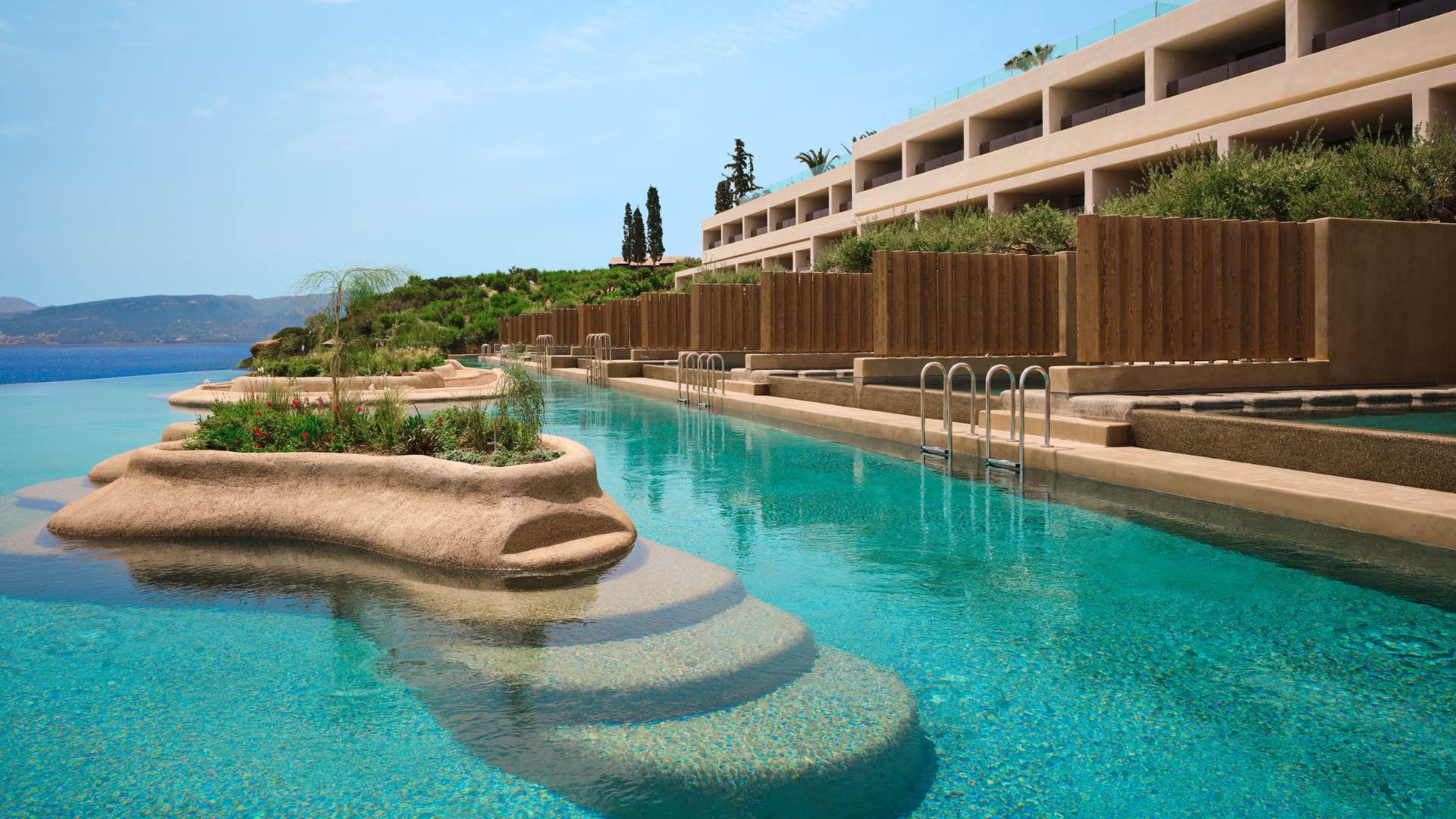 Infinity Lagoon Suite with Private Pool_Lagoon Area